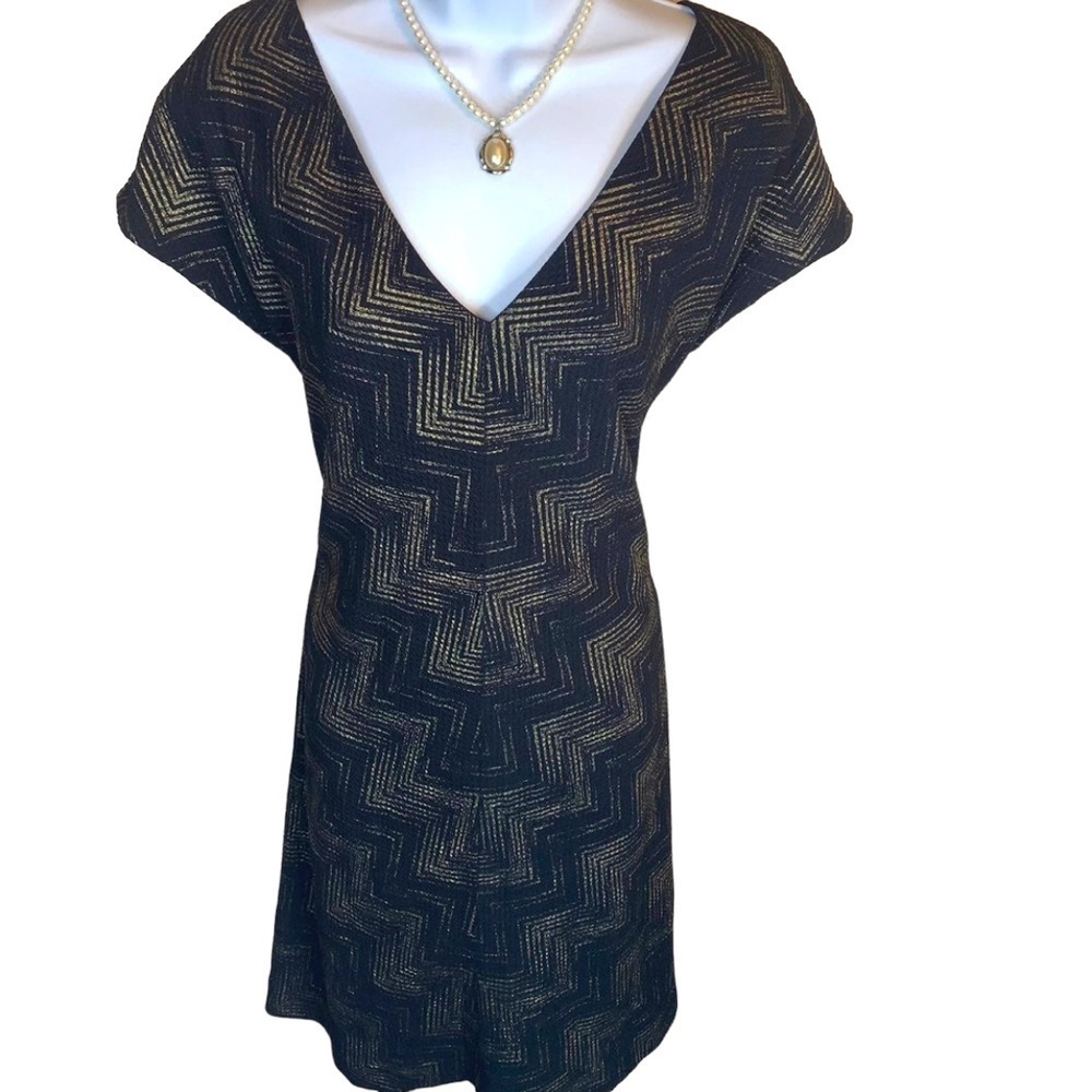 Size 8 Nine West Black Gold Shimmer A Line V Neck Stretch Dress Event Cocktail